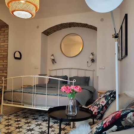 Studio Apartment Frano Zagabria Esterno foto