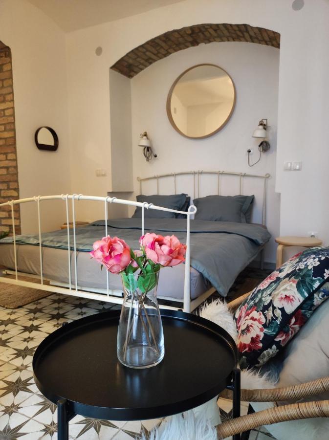 Studio Apartment Frano Zagabria Esterno foto