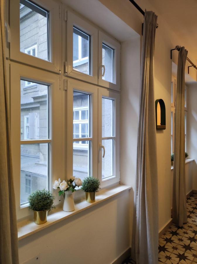 Studio Apartment Frano Zagabria Esterno foto
