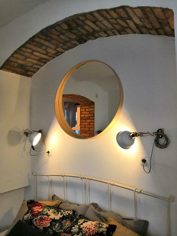 Studio Apartment Frano Zagabria Esterno foto